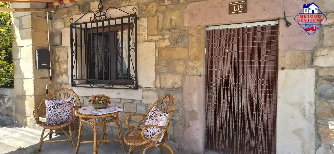 Terrassa de Casa o xalet en venda en Cabuérniga amb Balcó
