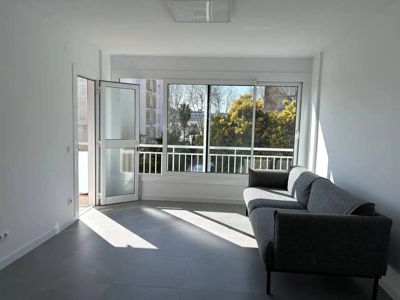 Schlafzimmer von Wohnungen zum Verkauf in Castell d'Aro, Platja d'Aro i s'Agaró mit Balkon und Alarm