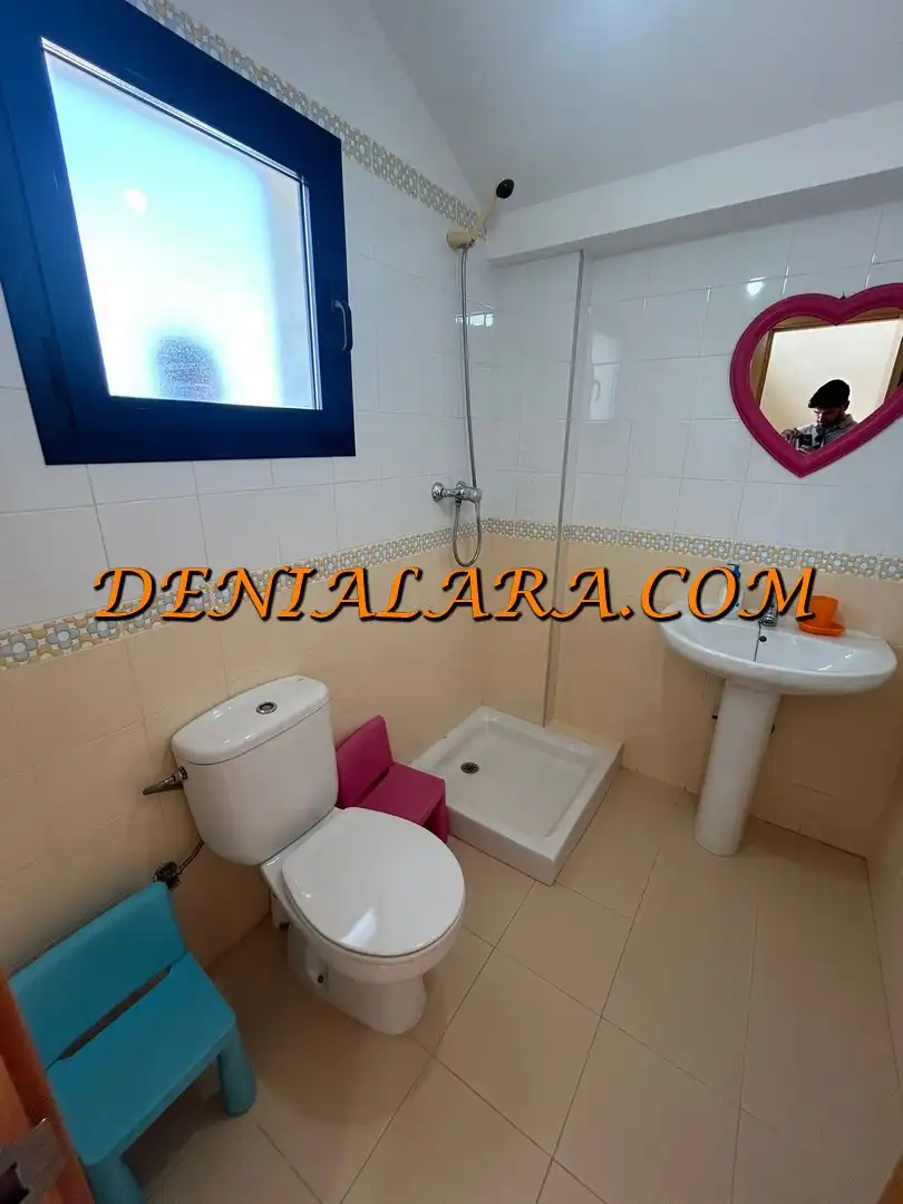 Baño de Ático en venta en Dénia con Aire acondicionado, Terraza y Trastero