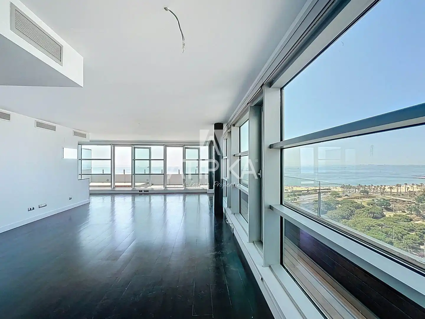 Vista exterior de Ático en venta en Barcelona con Aire acondicionado, Parquet y Terraza