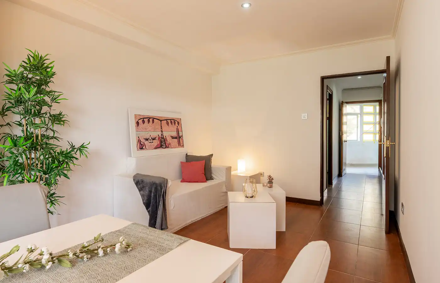 Wohnzimmer von Wohnung zum Verkauf in Oleiros mit Terrasse, Abstellraum und Mikrowelle