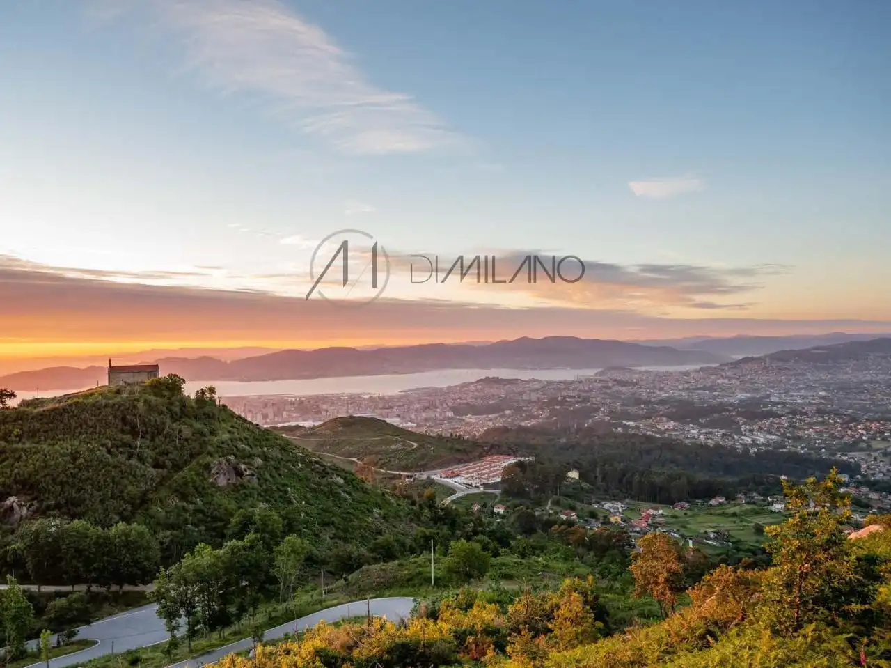 Vista exterior de Casa o chalet en venta en Vigo  con Calefacción, Jardín privado y Terraza