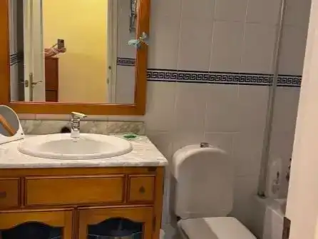 Bany de Pis en venda en Benalmádena amb Jardí privat, Traster i Piscina