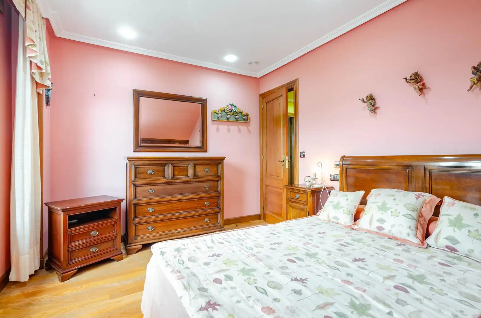 Habitación de Casa o chalet en venta en Piloña con Calefacción, Jardín privado y Parquet