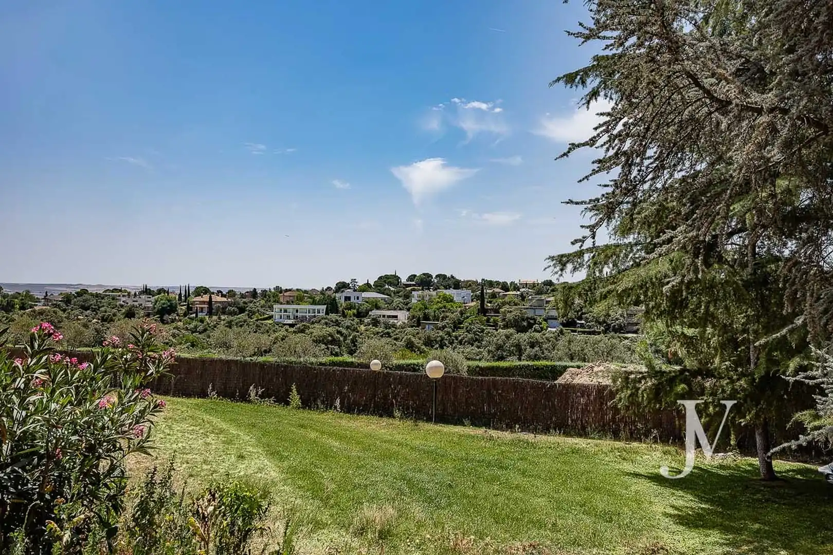 Houses for sale in Ciudalcampo  with Air Conditioner, Heating and Private garden
