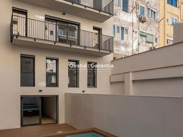 Maisonette mit Pool zum Verkauf in Grassot