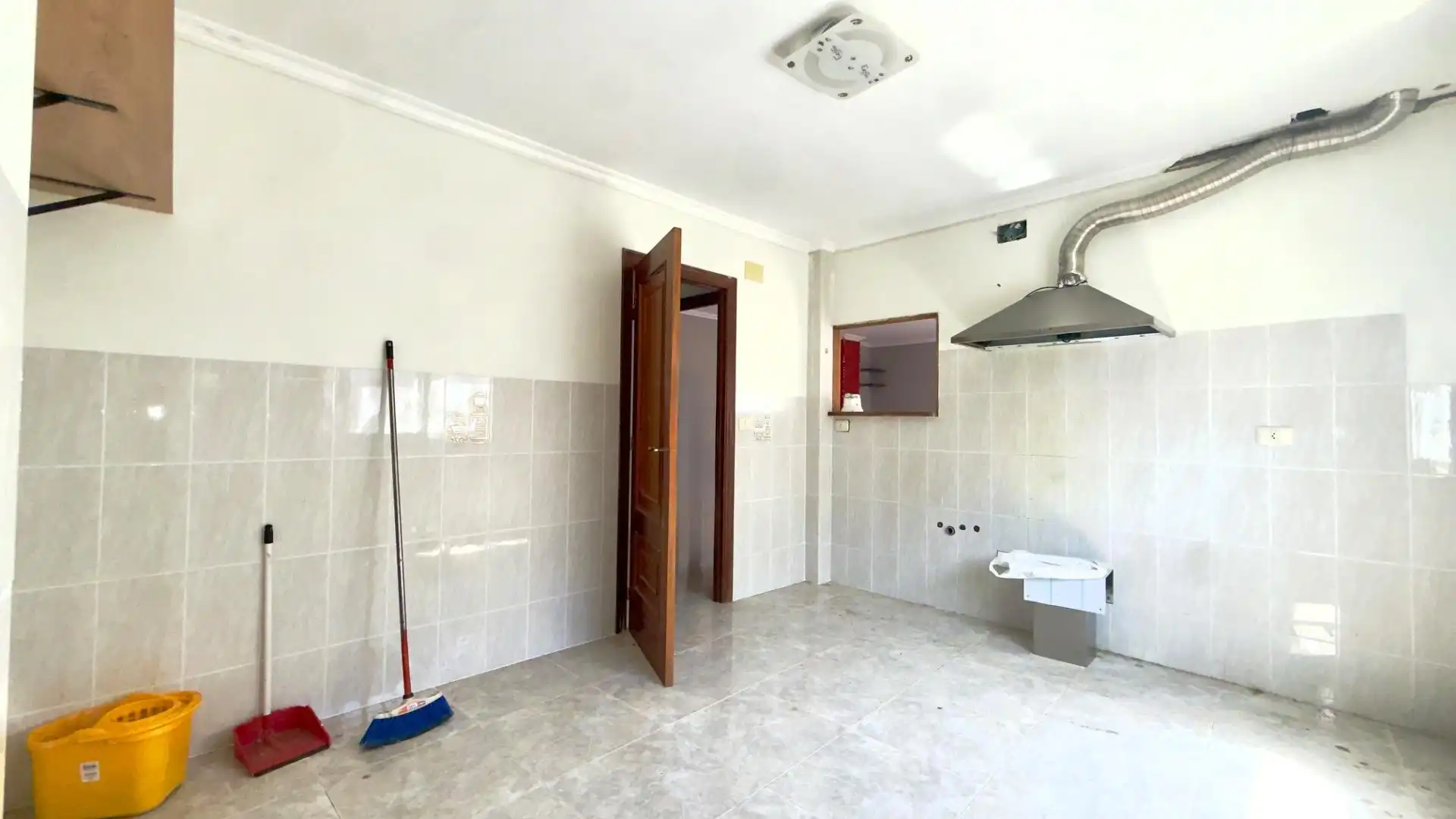 Küche von Wohnung zum Verkauf in Xinzo de Limia