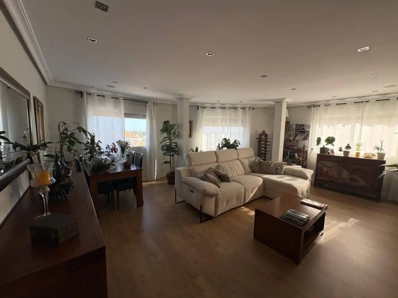 Wohnzimmer von Wohnung zum Verkauf in Elche / Elx mit Klimaanlage, Heizung und Terrasse