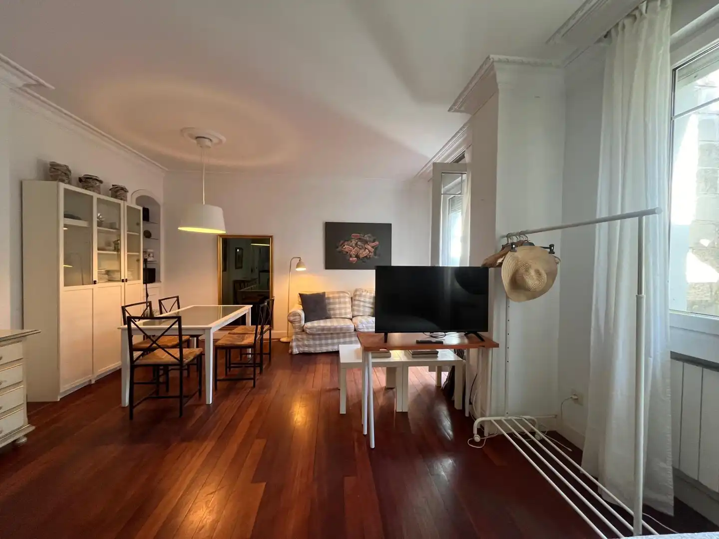 Wohnzimmer von Wohnung zur Miete in Santander mit Heizung, Privatgarten und Parkett