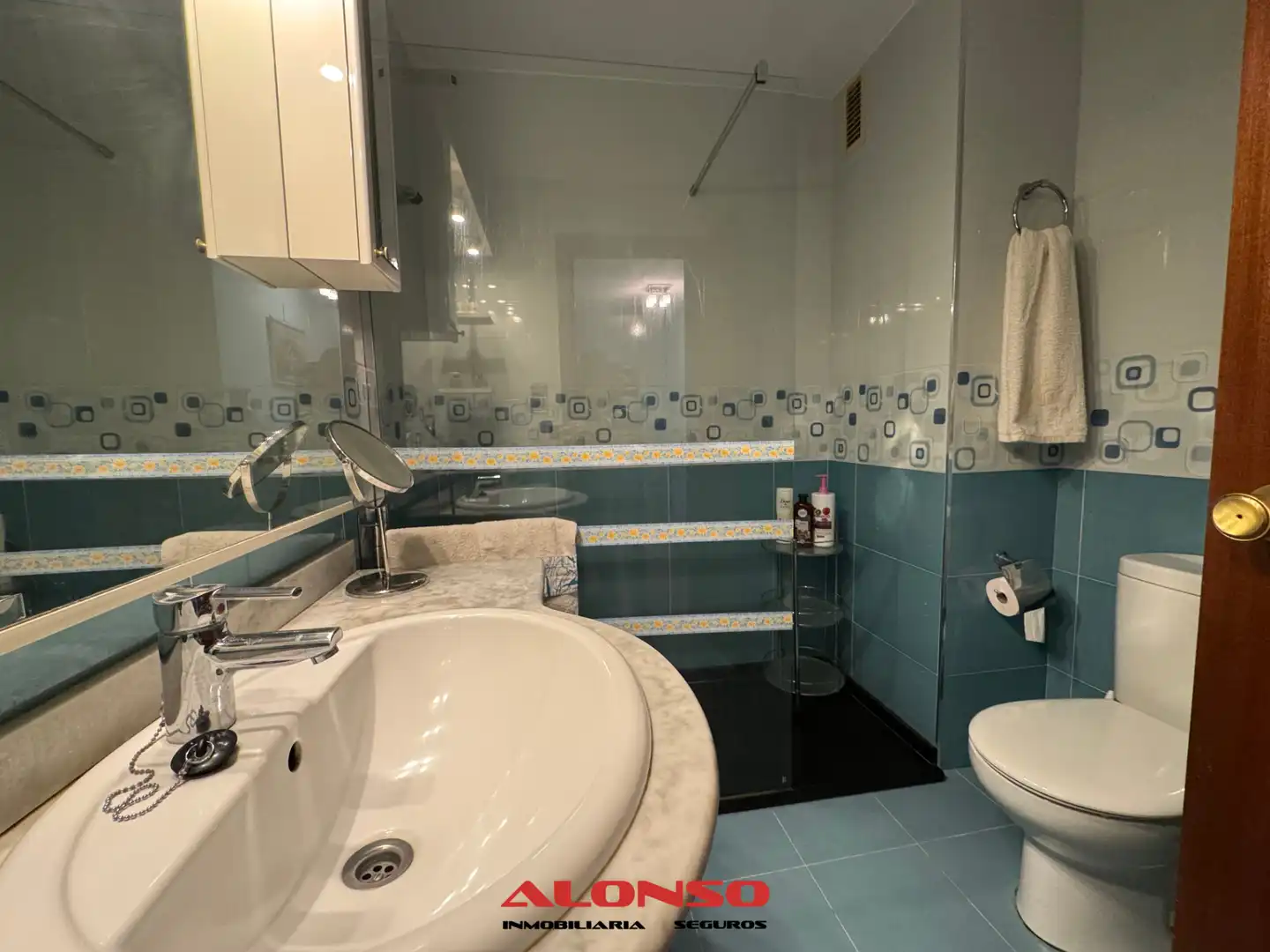 Baño de Piso en venta en Vinaròs con Aire acondicionado, Calefacción y Amueblado