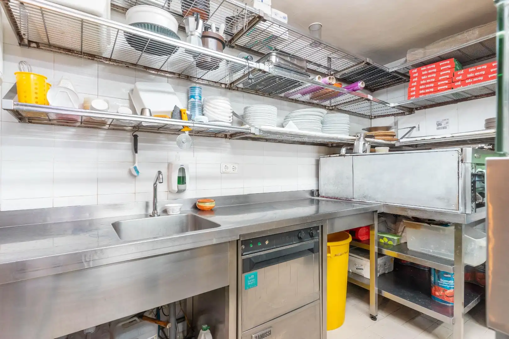 Kitchen of Commercial properties for sale in Oviedo   with Air Conditioner