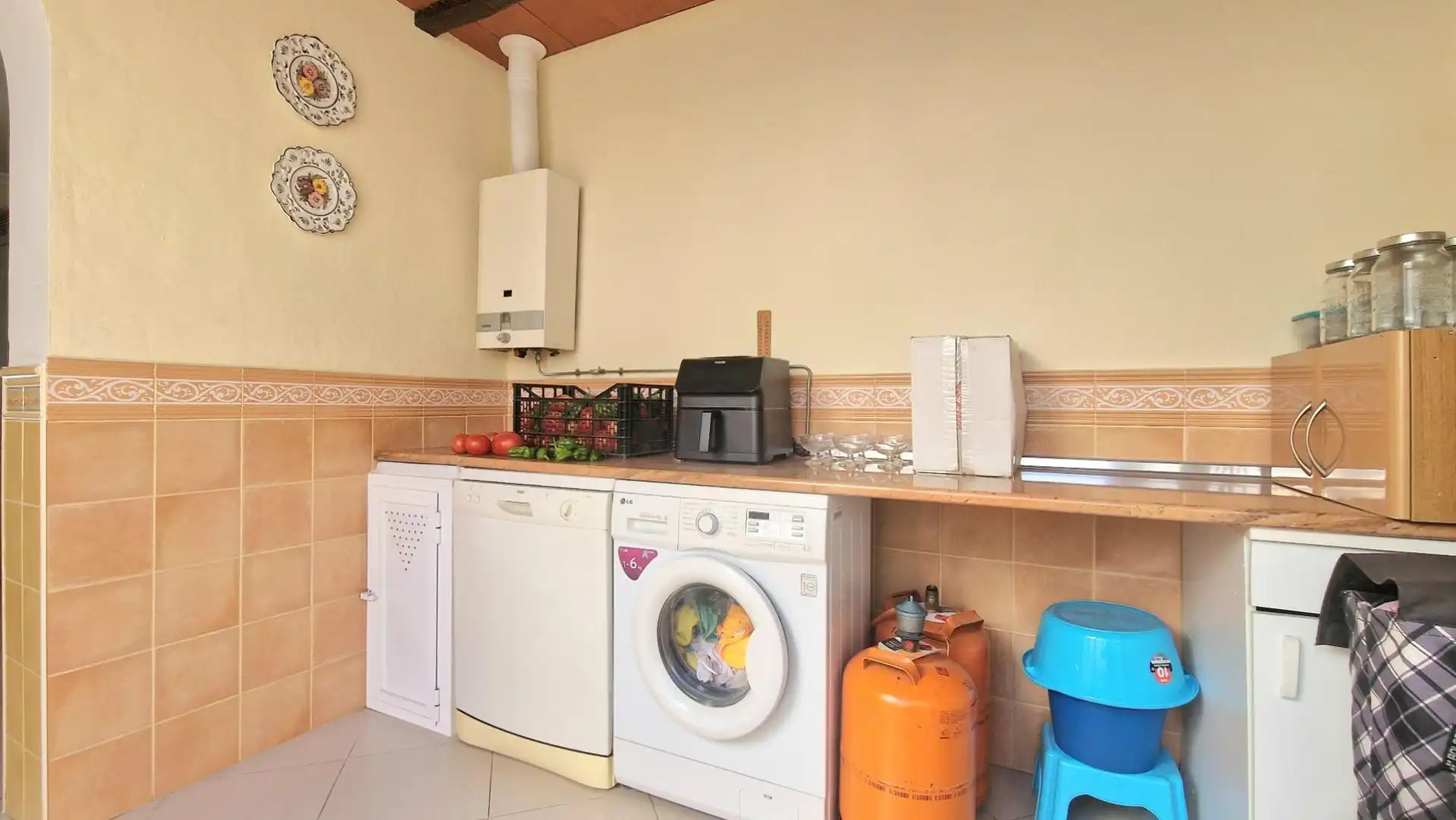 Casa adosada en venta en Calle del Río Darro, Centro