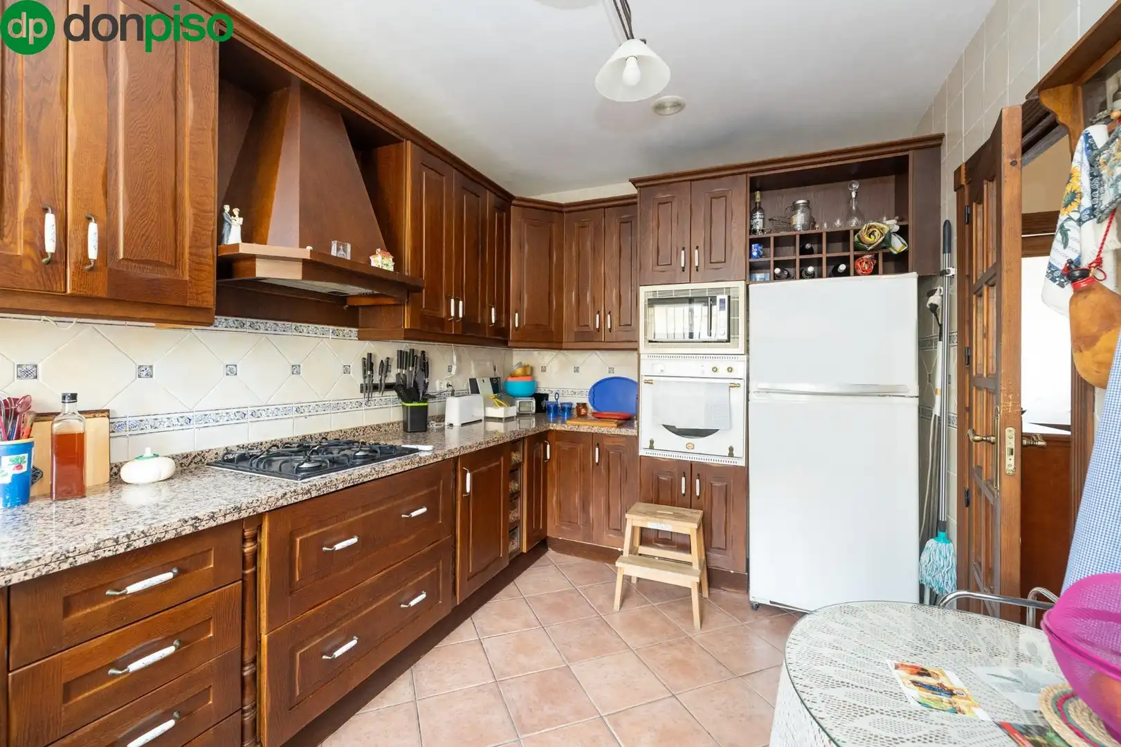 Casa con terraza en venta en Calle ALPES, imagen 5