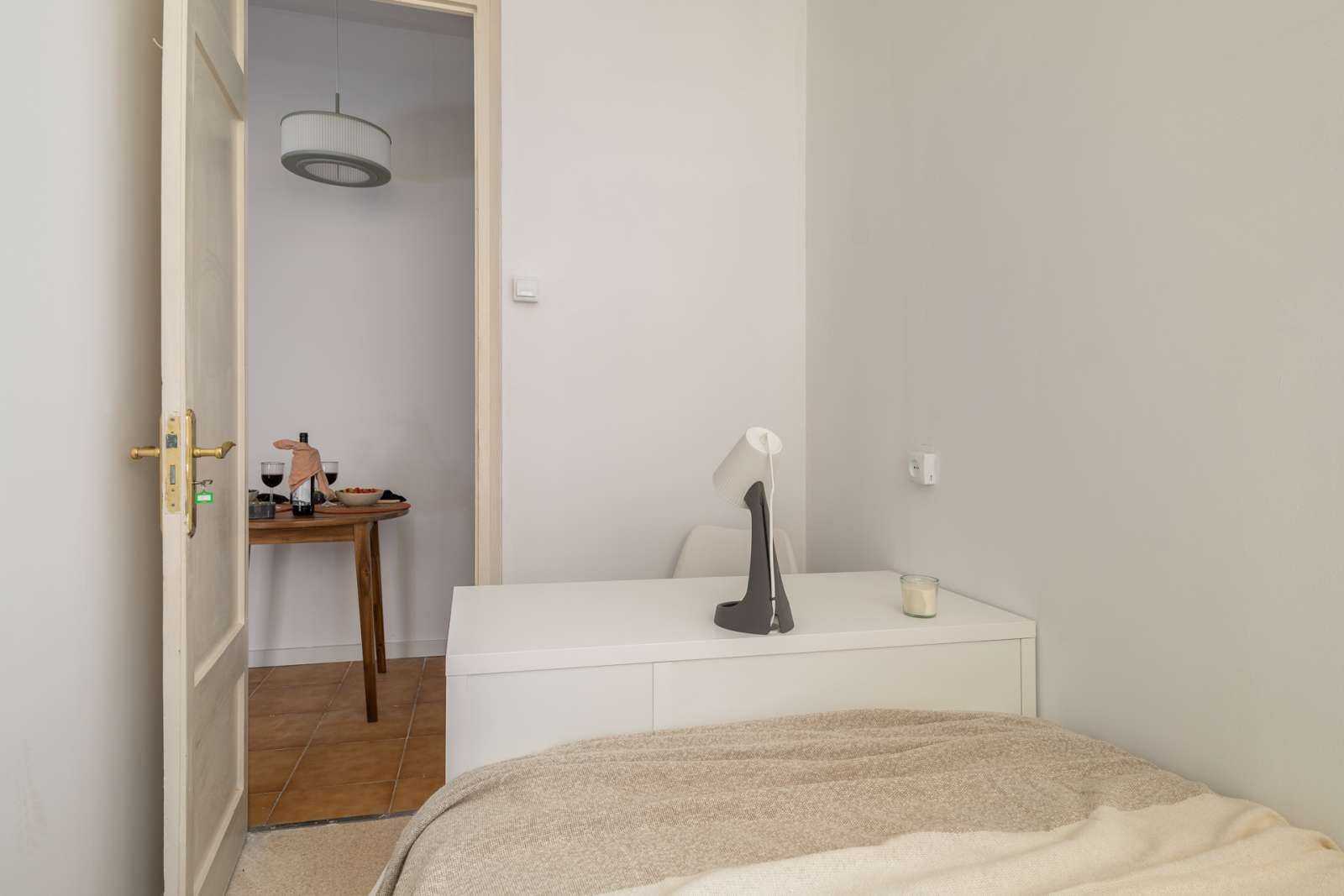 Flat to share in El Clot