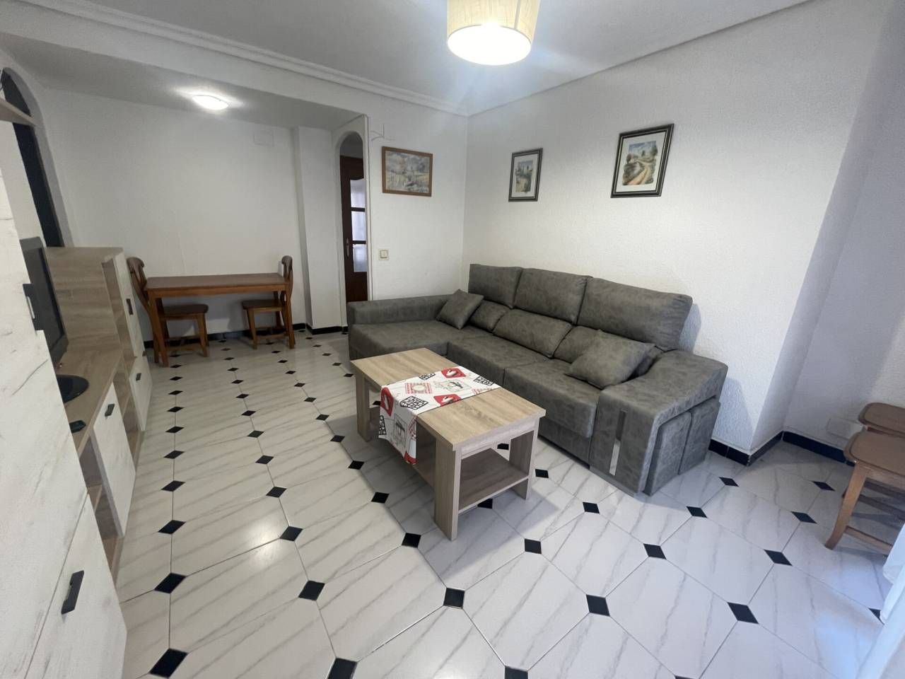 Flat to rent in Calle Río Alberche, Santa María de Benquerencia