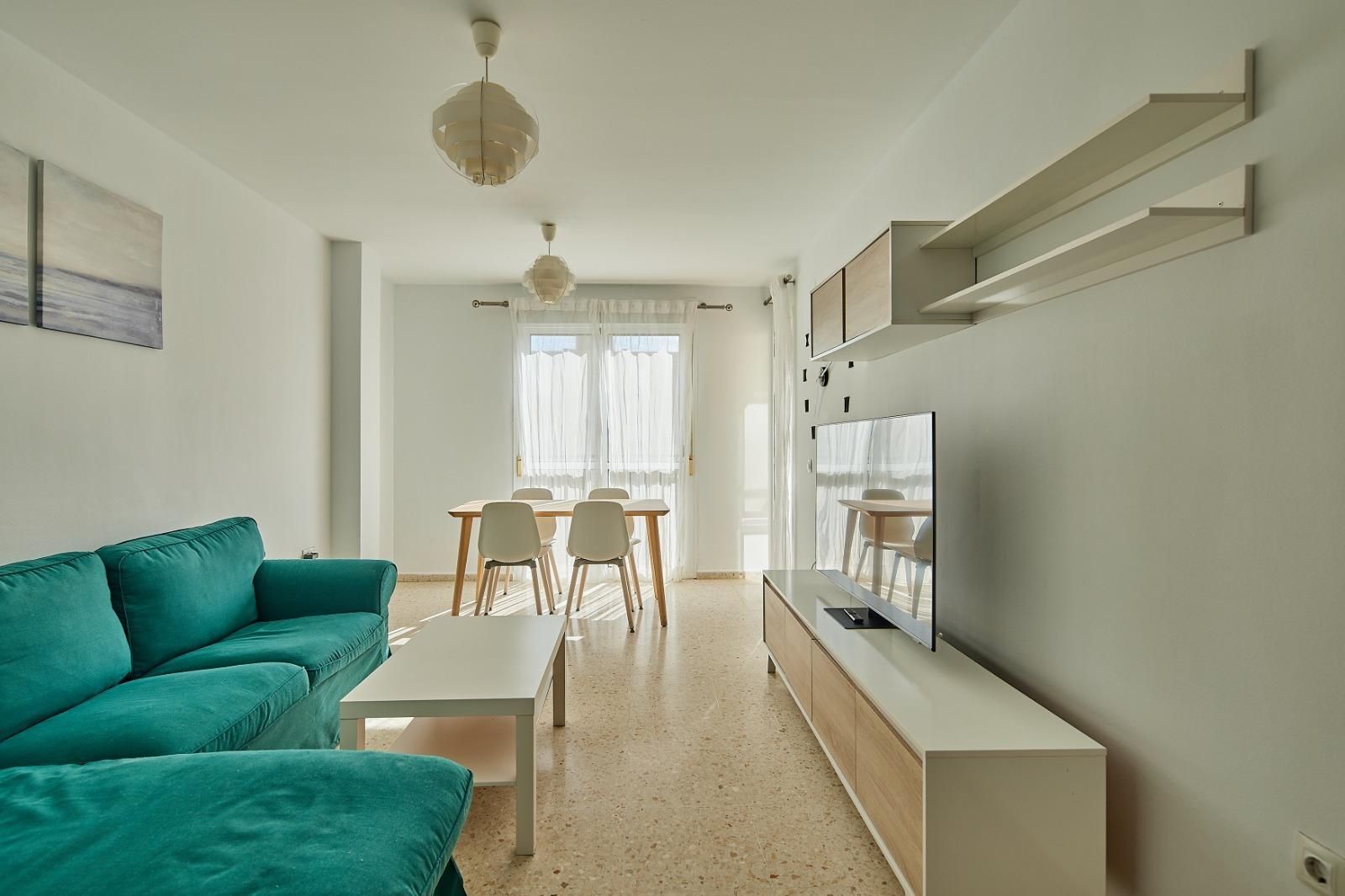 Living room of Flat for sale in Algeciras  with Air Conditioner, Terrace and Furnished