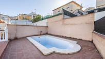 Piscina de Casa adosada en venda en Jun amb Terrassa, Piscina i Balcó