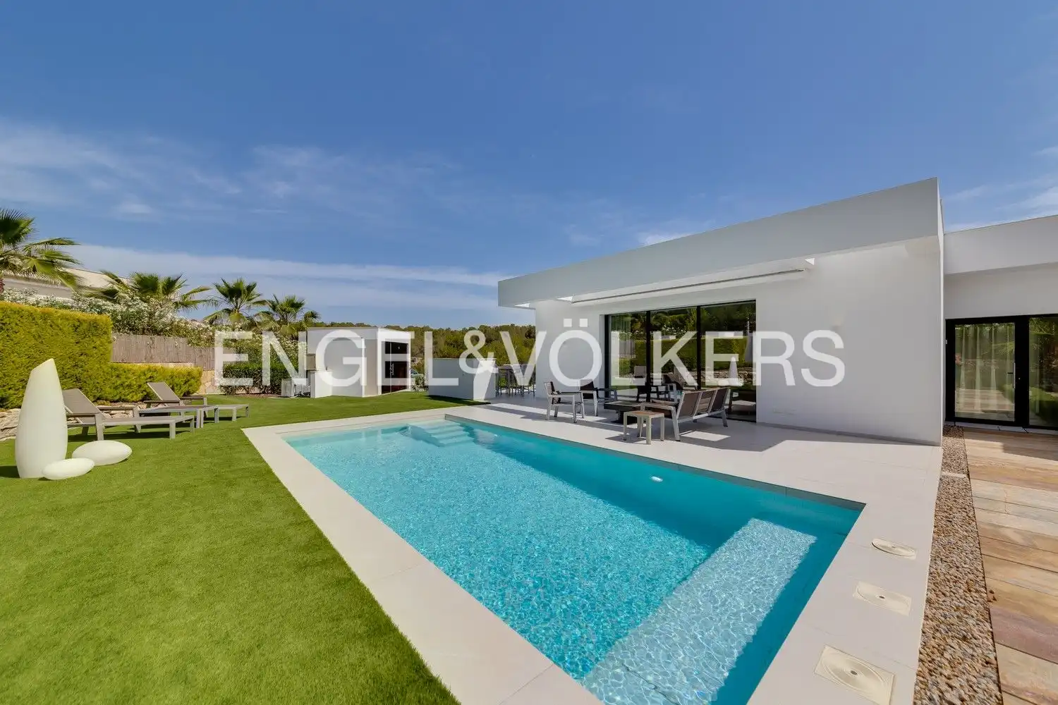 Piscina de Finca rústica en venta en Orihuela con Aire acondicionado, Calefacción y Jardín privado