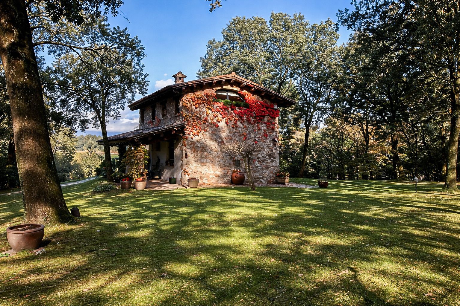 Garden of Country homes for sale in L'Esquirol  with Heating, Private garden and Terrace