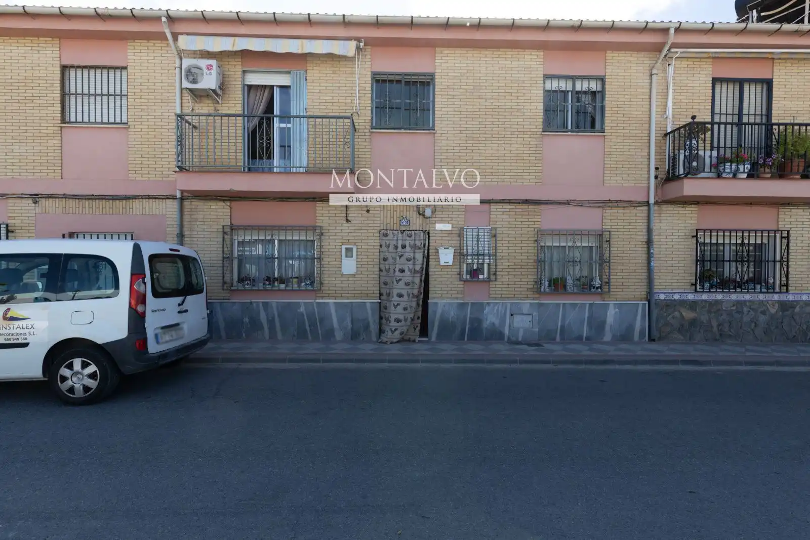 Exterior view of Houses for sale in Atarfe  with Heating and Storage room