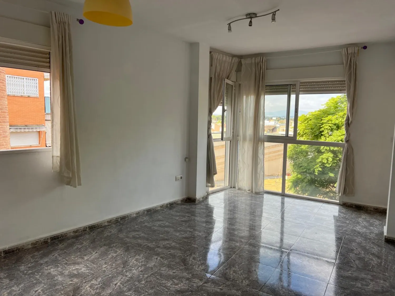 Pis en venda a Algezares