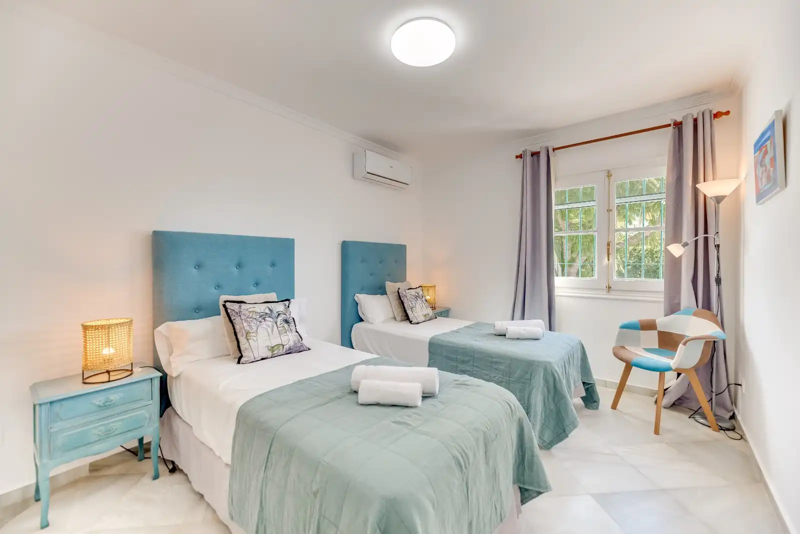 Habitación de Casa o chalet en venta en Marbella con Aire acondicionado, Calefacción y Jardín privado