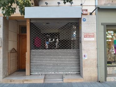 Local commercial à louer à Mas Rampinyo - Montcada Nova - Carrerada
