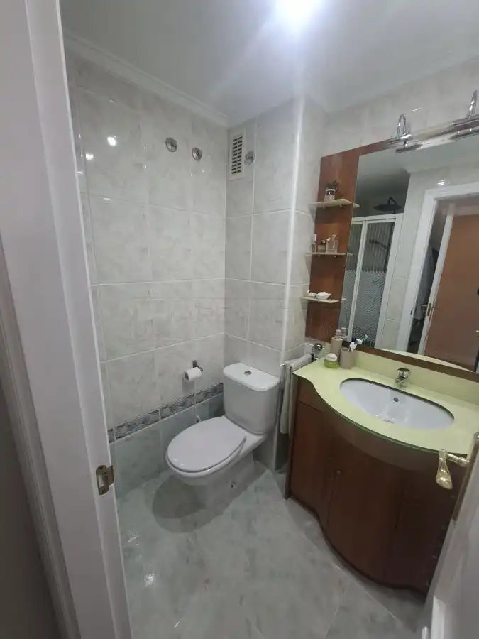 Baño de Piso en venta en Vitoria - Gasteiz con Calefacción, Parquet y Terraza