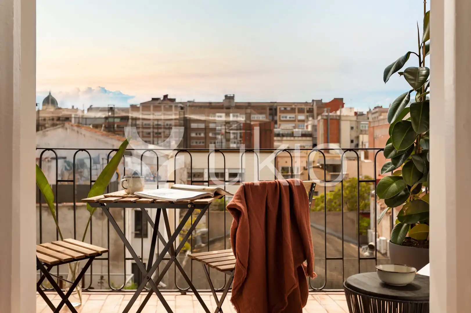 Apartment with terrace to rent in Carrer Gran de Gràcia, imagen 3