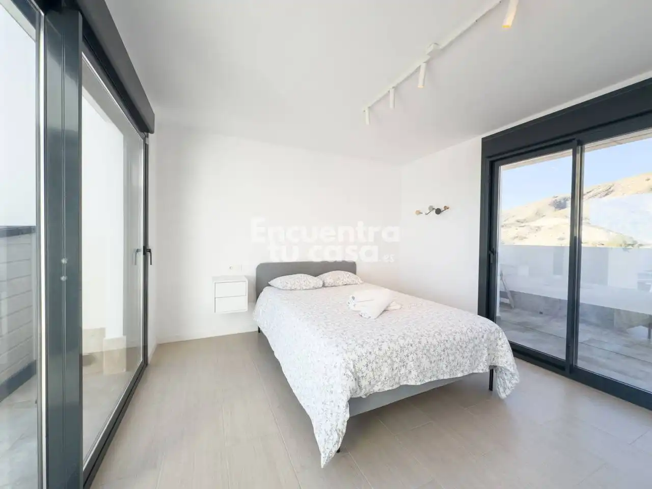 Casa aparellada en venda a Calle Uruguay, imagen 17