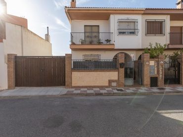 Maison mitoyenne à vendre à Calle Torreon 10