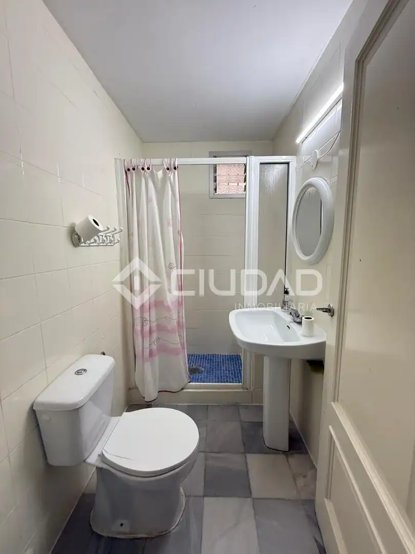 Bathroom of Ground floor for sale in Chipiona