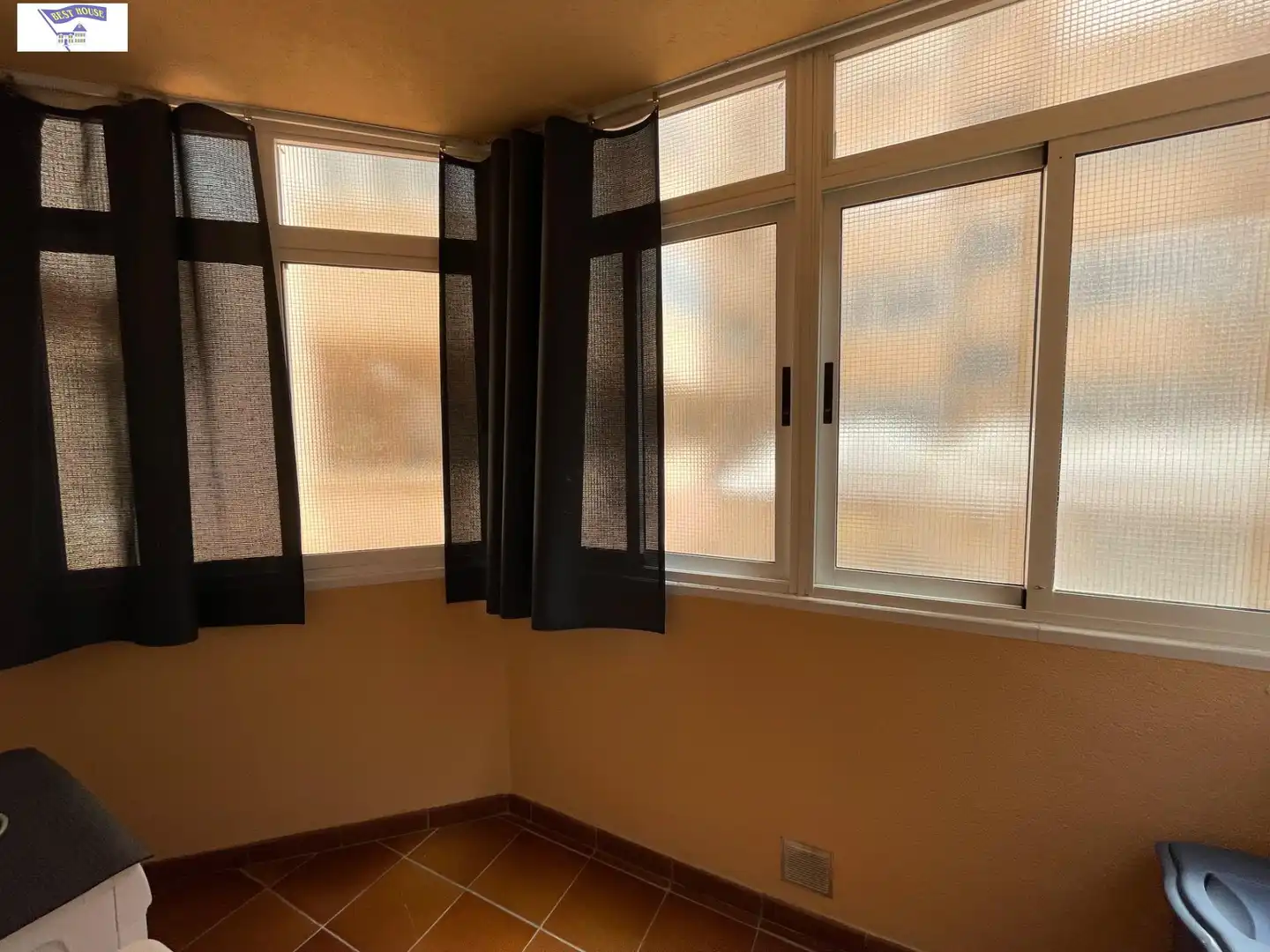 Schlafzimmer von Wohnungen zur Miete in Albacete mit Heizung, Möbliert und Balkon