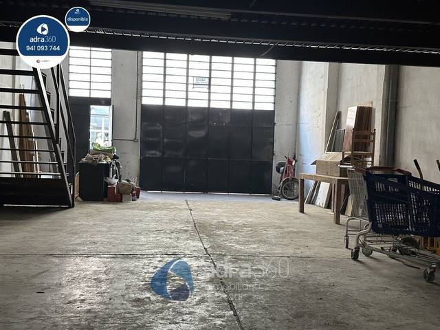 Local comercial en Venta en La Cigüeña en San Millán - Ayuntamiento