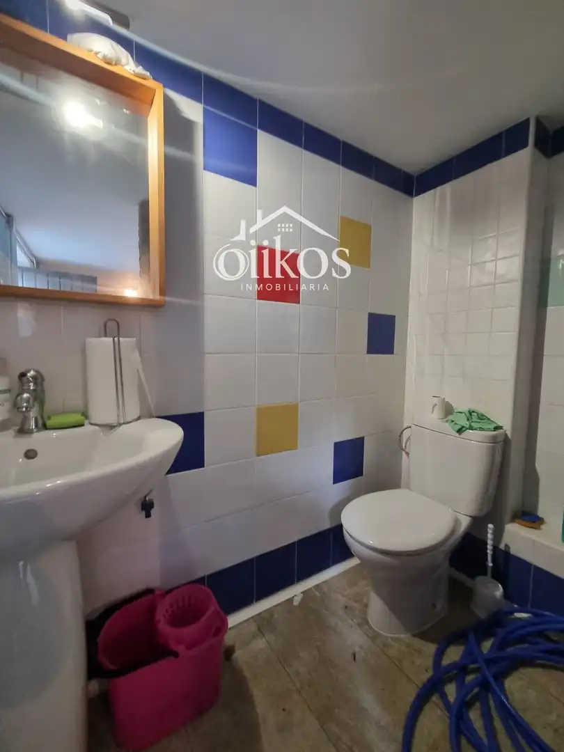 Casa adosada en venta en Villamayor con Aire acondicionado, Calefacción y Parquet