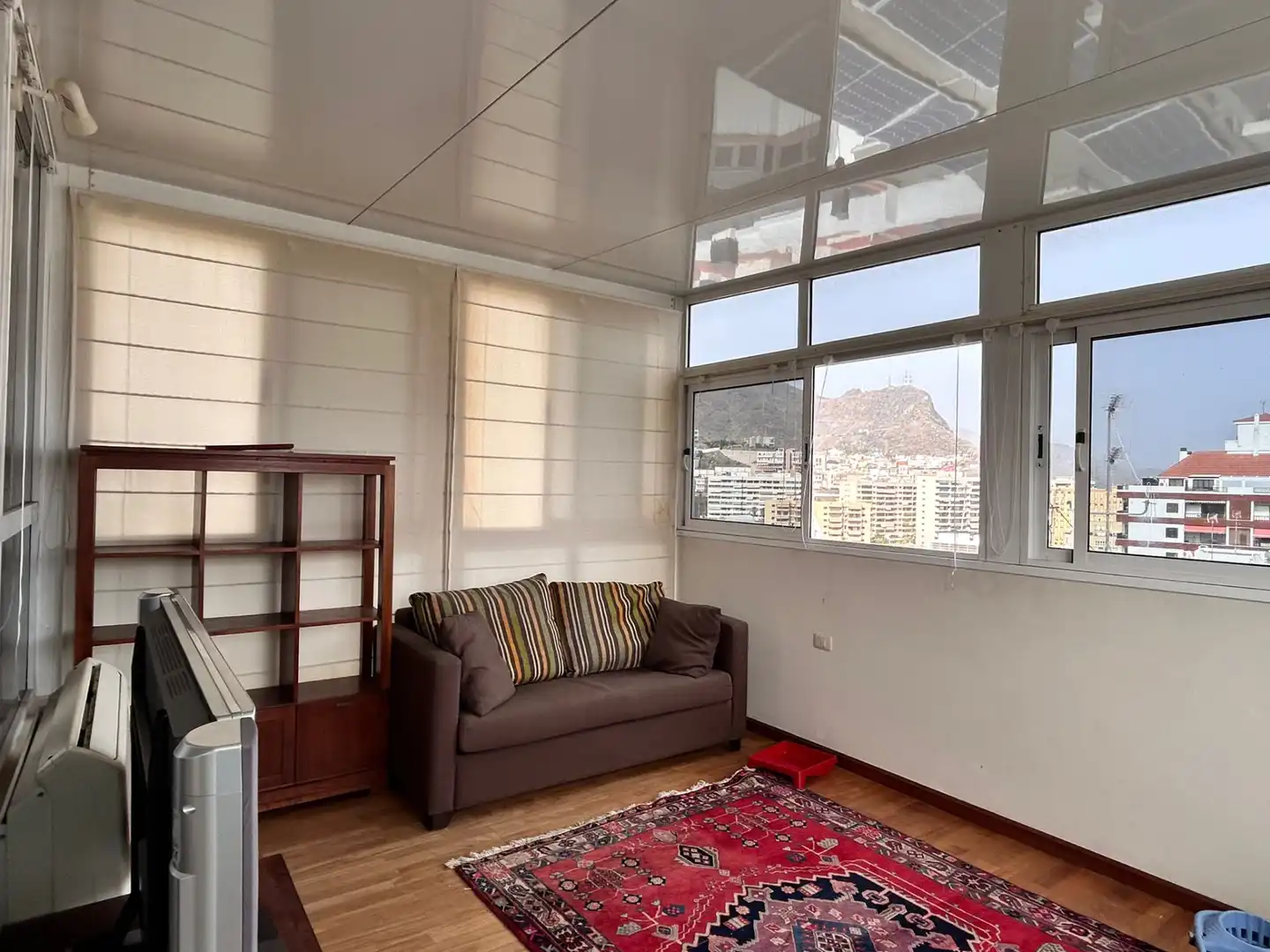Wohnzimmer von Dachboden zum Verkauf in Santa Cruz de Tenerife mit Privatgarten, Parkett und Schwimmbad