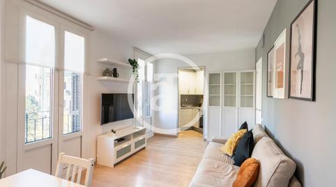 Foto 2 de Piso de alquiler en C/ del Rosselló, Sagrada Família, Barcelona