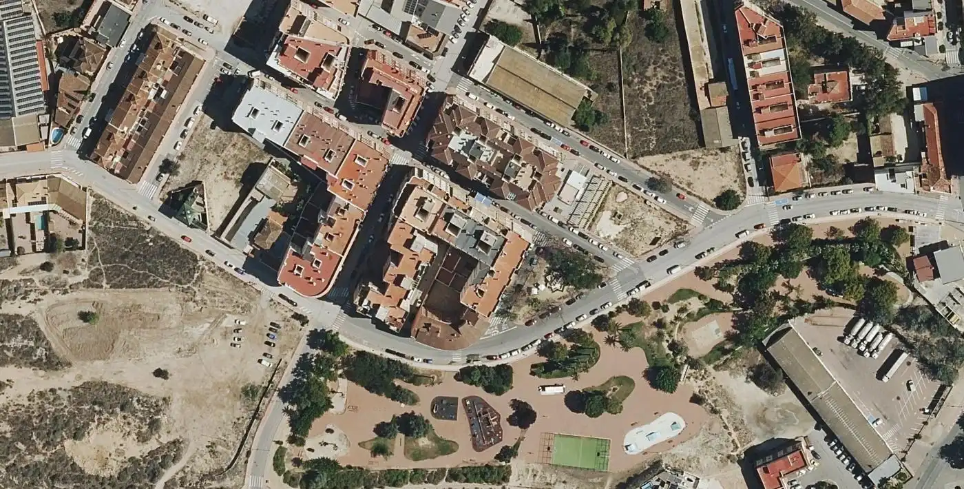 Local comercial en venta en Monóvar  / Monòver