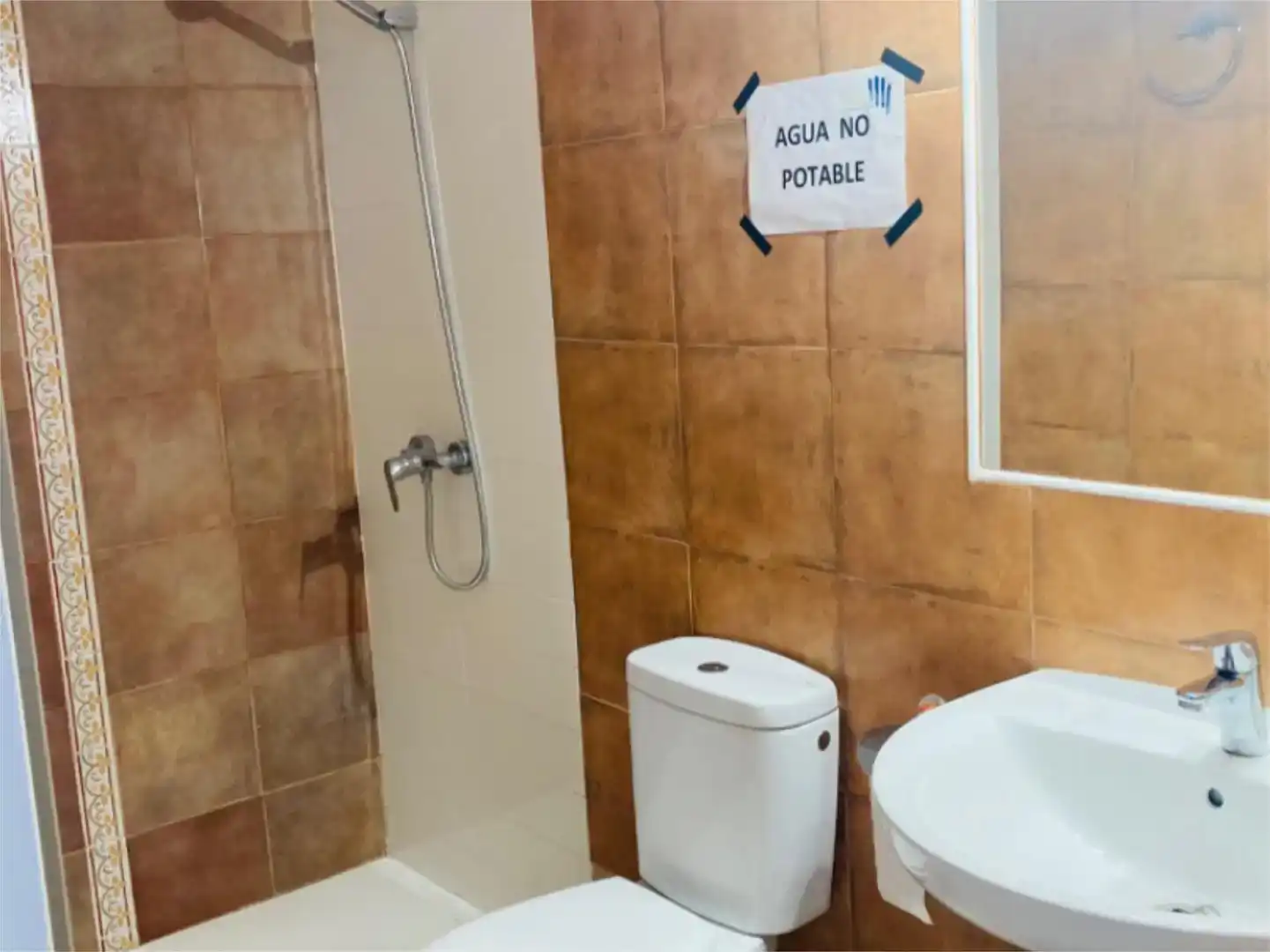 Badezimmer von Fabrikhallen zur Miete in Graus