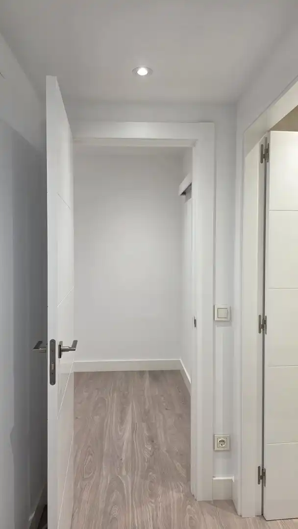 Baño de Piso de alquiler en Zaragoza con Amueblado