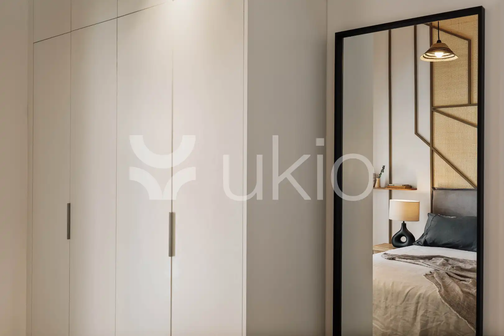 Dormitori de Apartament de lloguer en Barcelona amb Aire condicionat, Calefacció i Terrassa