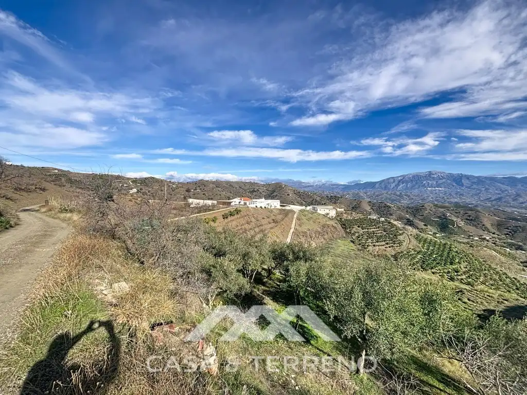 Casa o chalet en venta en Macharaviaya con Aire acondicionado, Jardín privado y Terraza