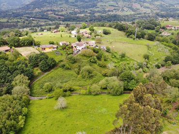 Terrain résidentiel à vendre à Lugar Moñes