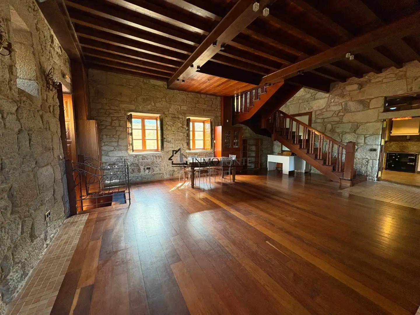 Casa o xalet en venda en Pontevedra Capital  amb Jardí privat