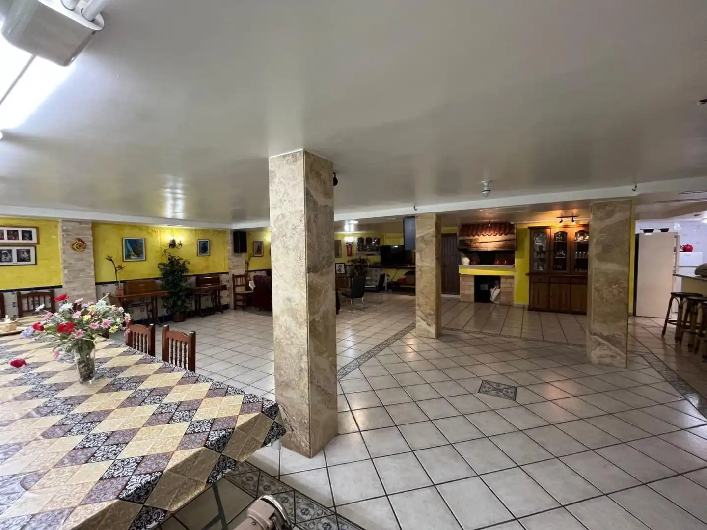 Houses for sale in Sax