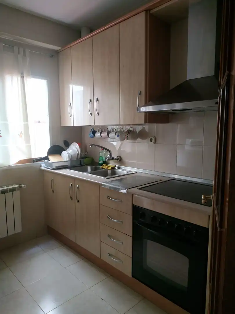 Küche von Wohnung zur untervermieten in Granada mit Heizung und Möbliert