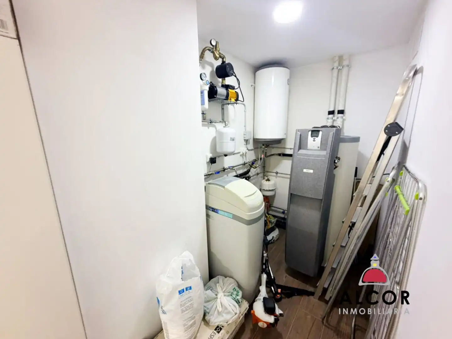 Casa adosada en venta en Alcanar con Terraza y Trastero