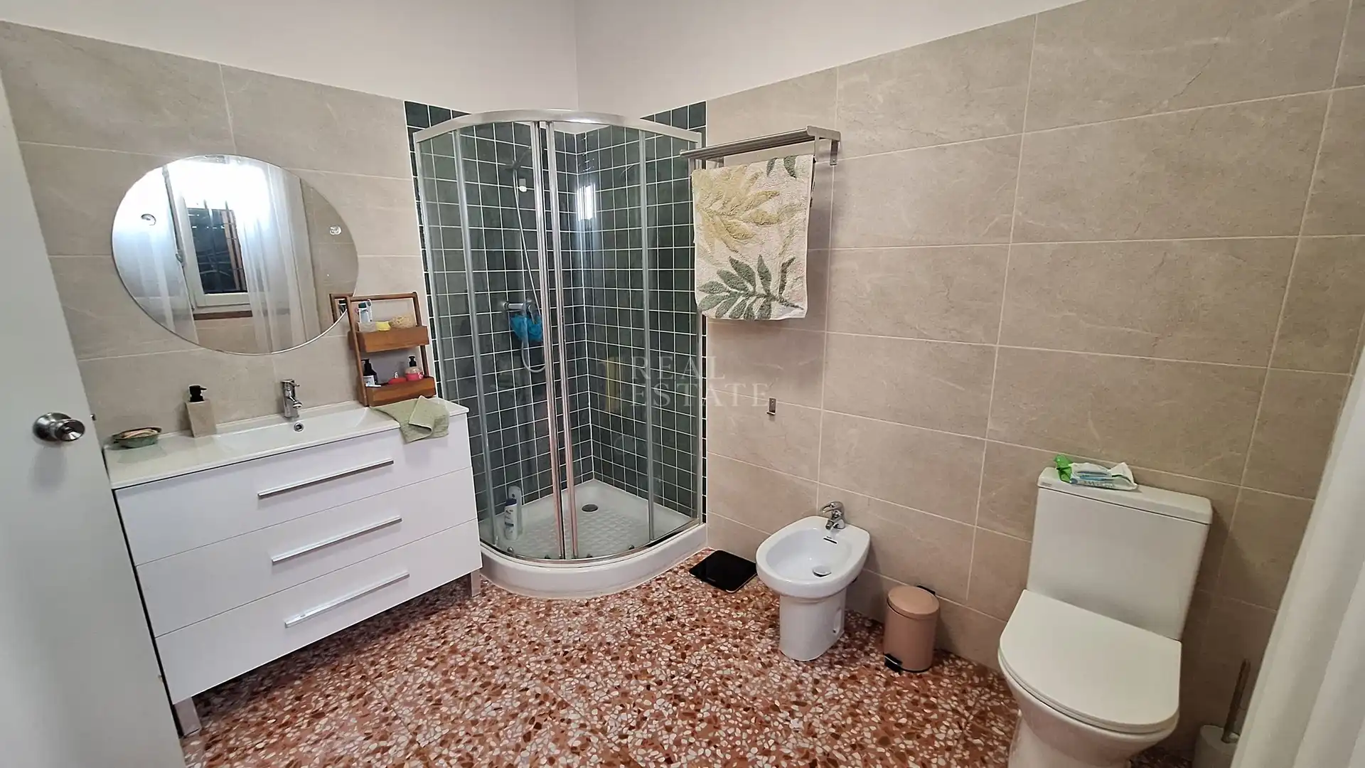Baño de Casa adosada en venta en Tormos con Aire acondicionado, Terraza y Trastero