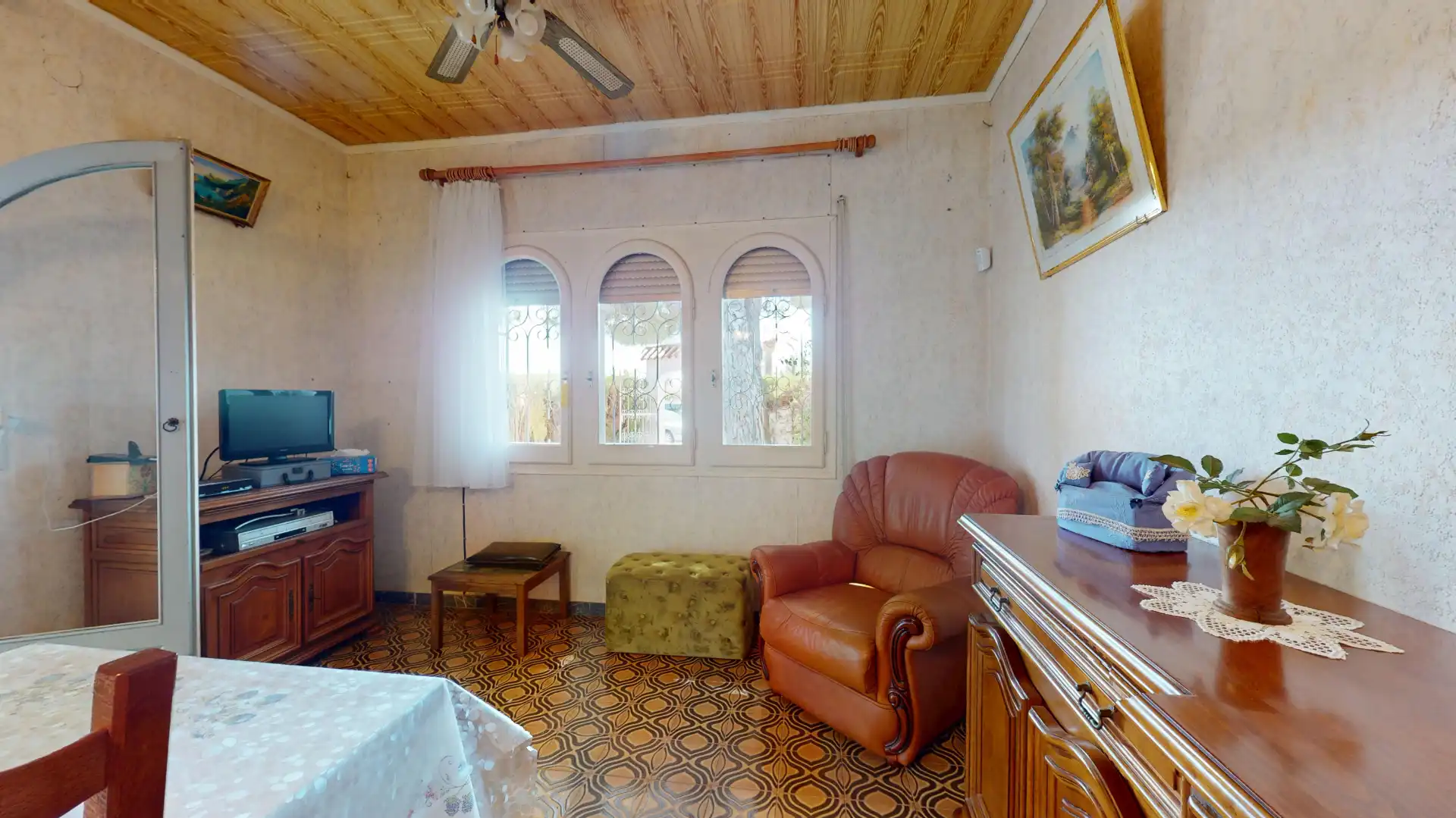 Sala d'estar de Casa o xalet en venda en Mont-roig del Camp amb Aire condicionat, Calefacció i Jardí privat