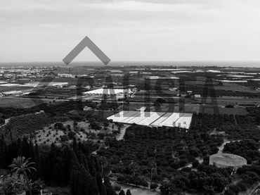 Terreno industriale in vendita a Carrer del Pintor Fortuny 11